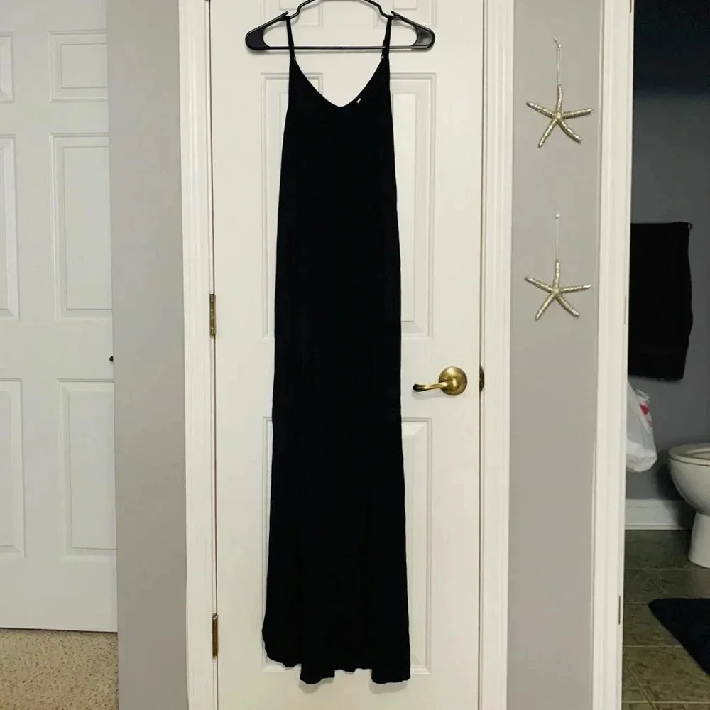 ✅Black Maxi Dress🌟